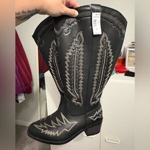 NWT Torrid Western Knee Boot (WW) - Black